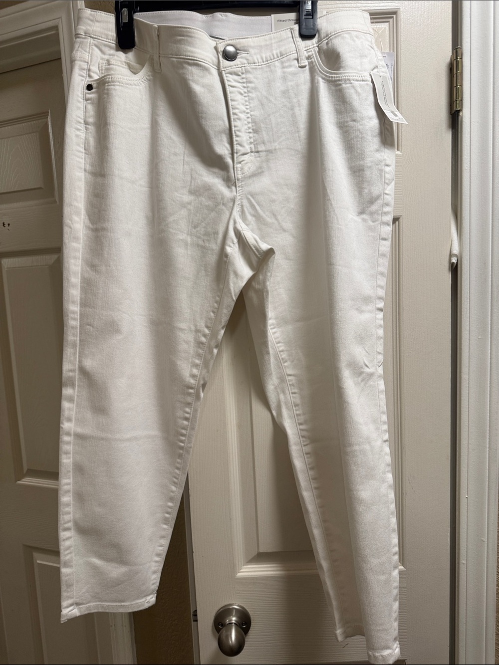 Christopher & Banks Women's White Ankle Crop Jeans